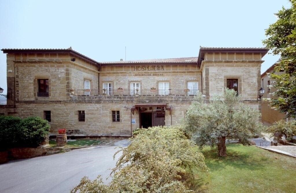 Отель Senorio de Brinas 3*