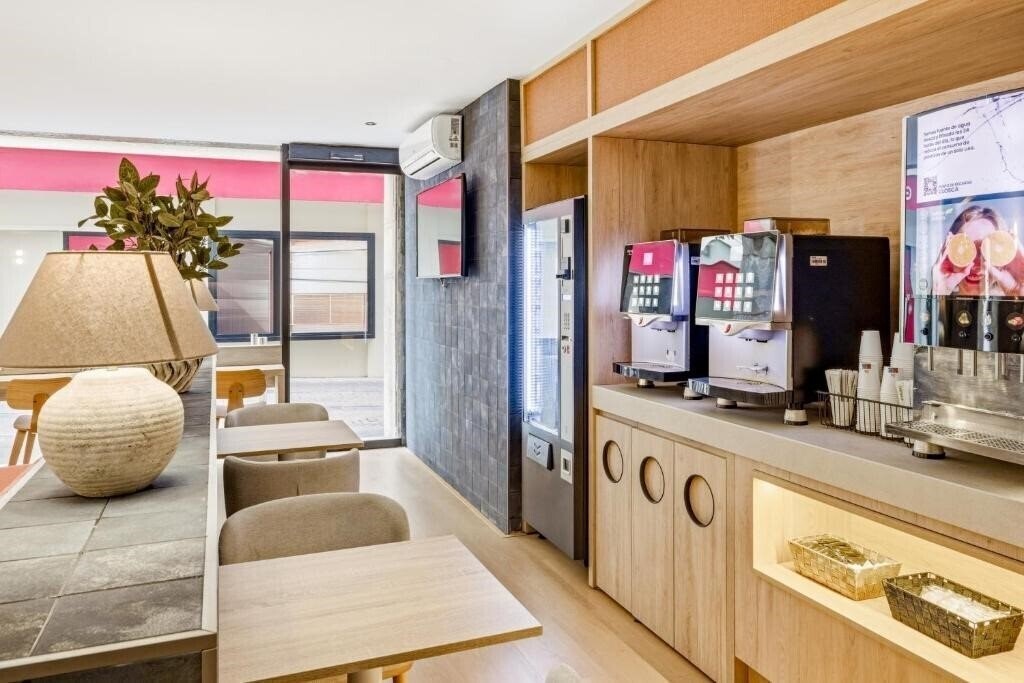 Зображення B&B Hotel Tarragona Centro Urbis 3*