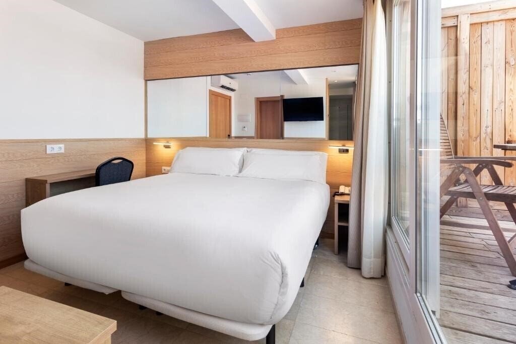 Картинка B&B Hotel Tarragona Centro Urbis 3*