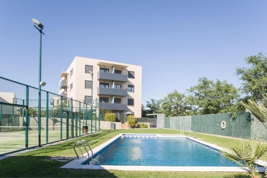 Отель Pierre & Vacances Apartamentos Torredembarra 3*