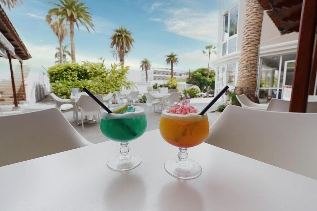 Картинка San Borondon 3*