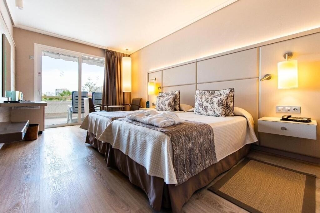 Картинка Spring Arona Gran Hotel 4*