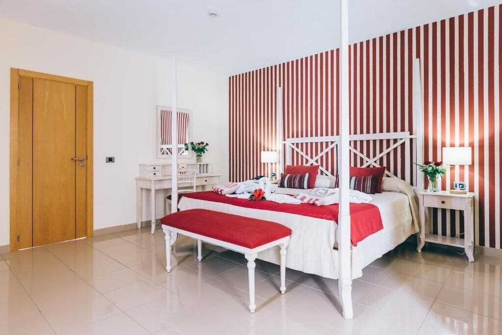 Фото Golf Plaza 4*