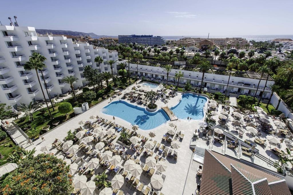 Отель Vulcano 4*