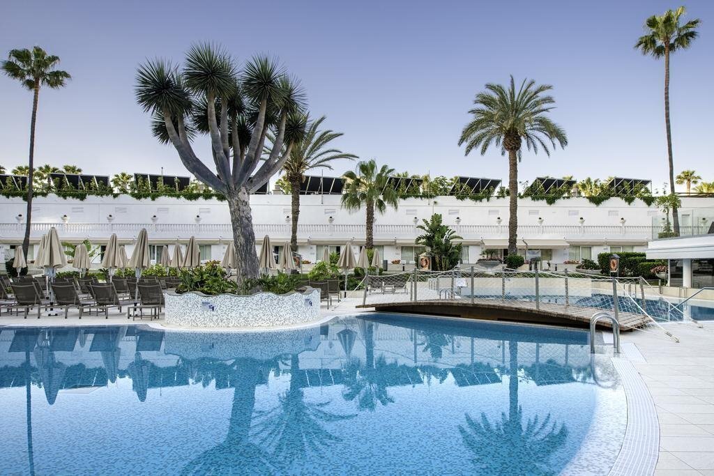 Фотография Vulcano 4*