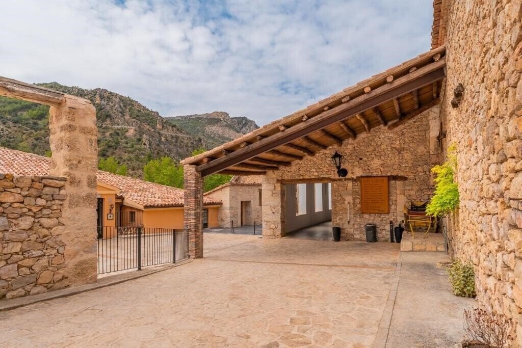 Фотографія Hostal De La Trucha 4*