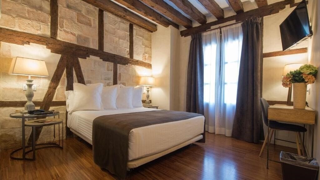 Отель Abad Toledo 3*
