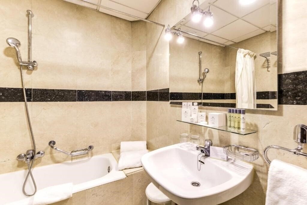 Фотографія Alfonso Vi 4*