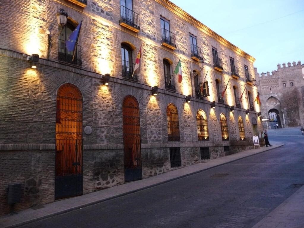 Готель Real De Toledo 3*