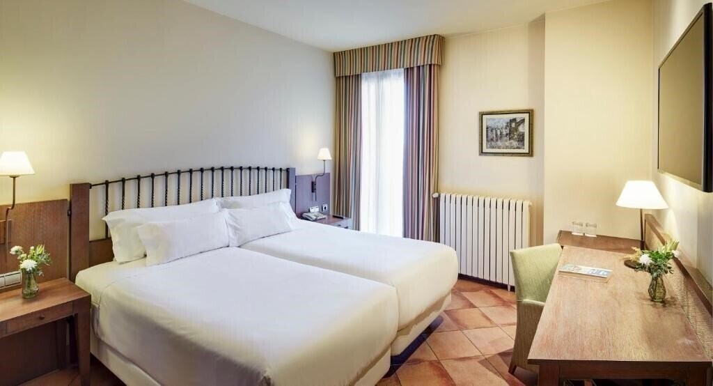 Отель Sercotel Toledo Renacimiento 4*