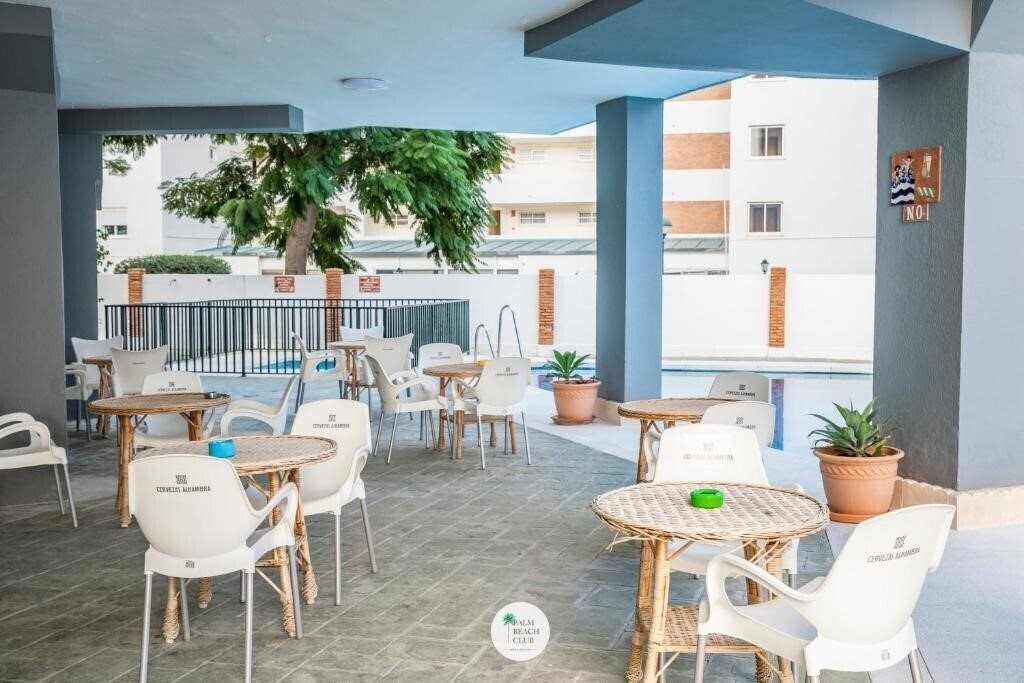 Изображение Apartamentos Palm Beach Club Carihuela 1*
