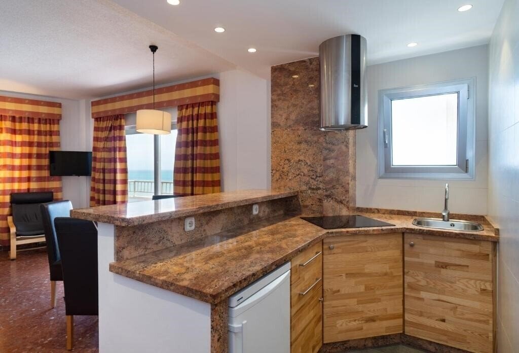 Фотография Bajondillo Apartments 4*