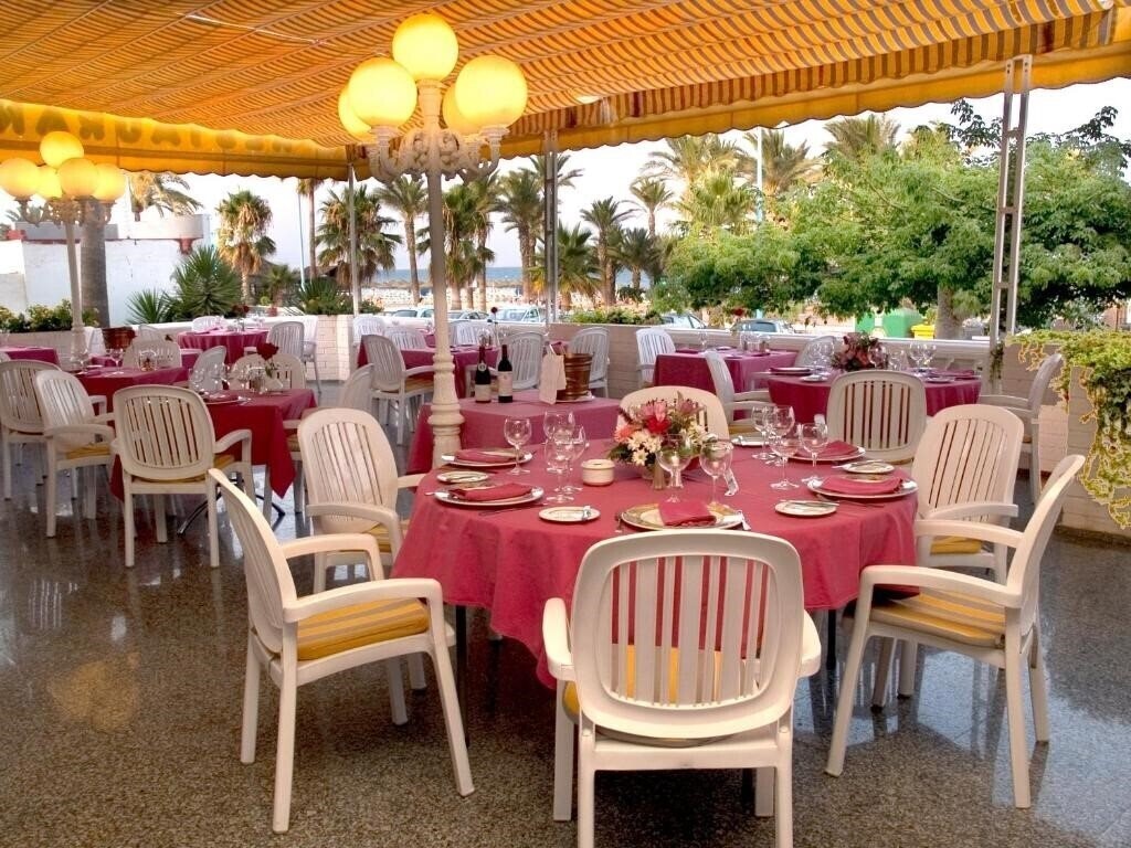 Картинка Bajondillo Apartments 4*