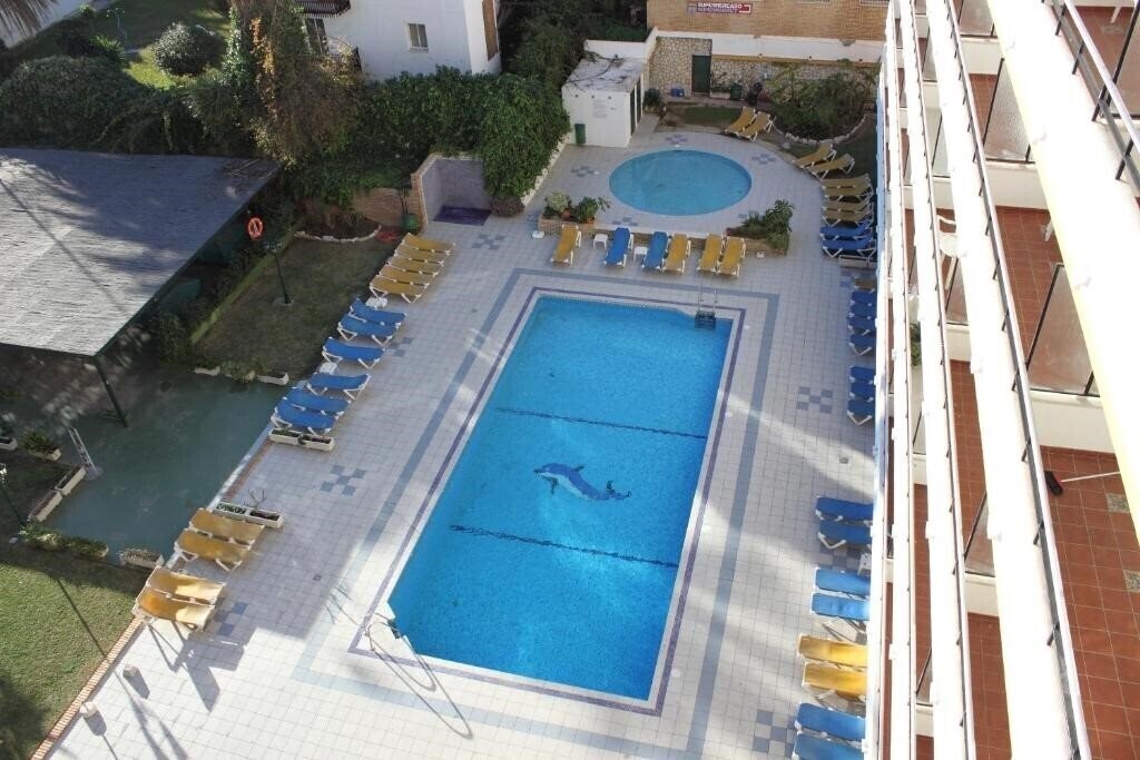 Готель Buensol Apartments апартаменты