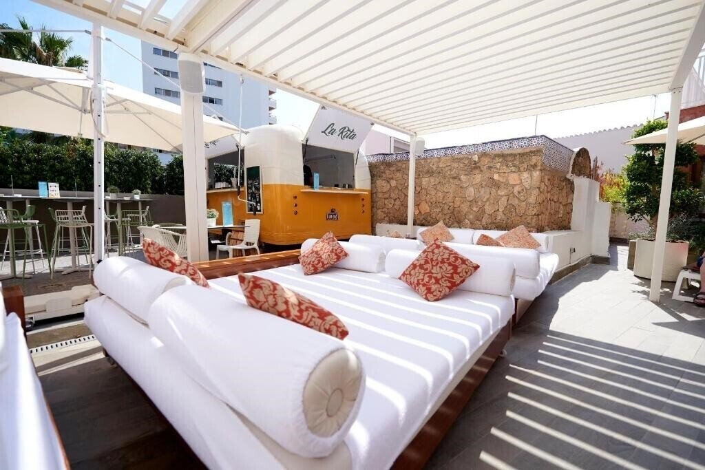 Фото Fenix Torremolinos (Adults Only) 4*