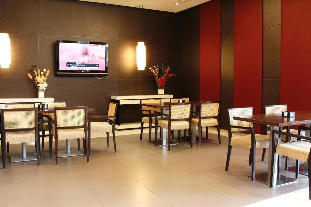 Картинка Blue Sea Gran Hotel Cervantes 4*