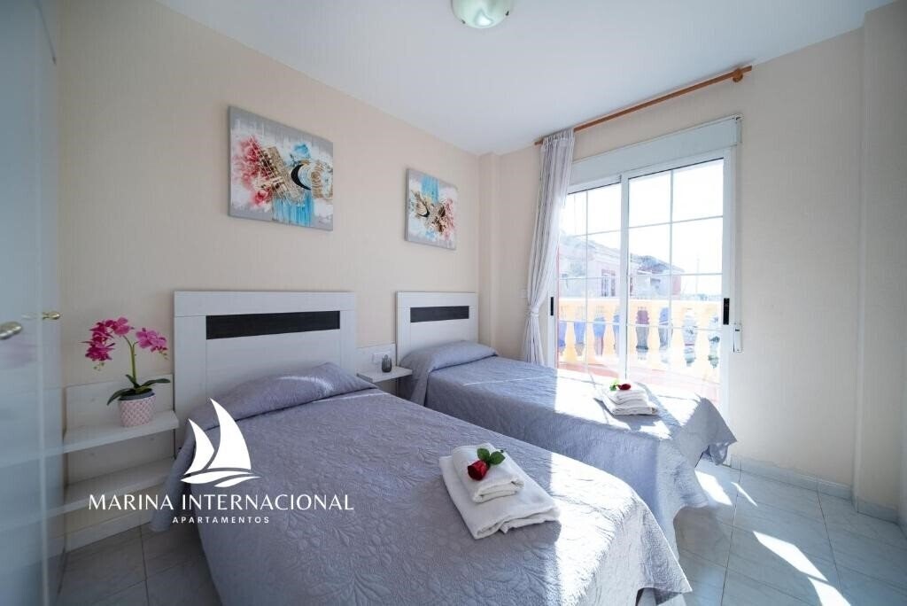 Картинка Apartamentos Marina Internacional 3*