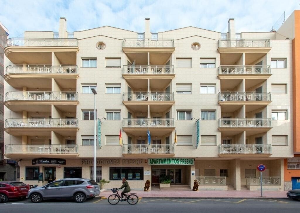 Отель Apartamentos Turísticos Fresno 2*