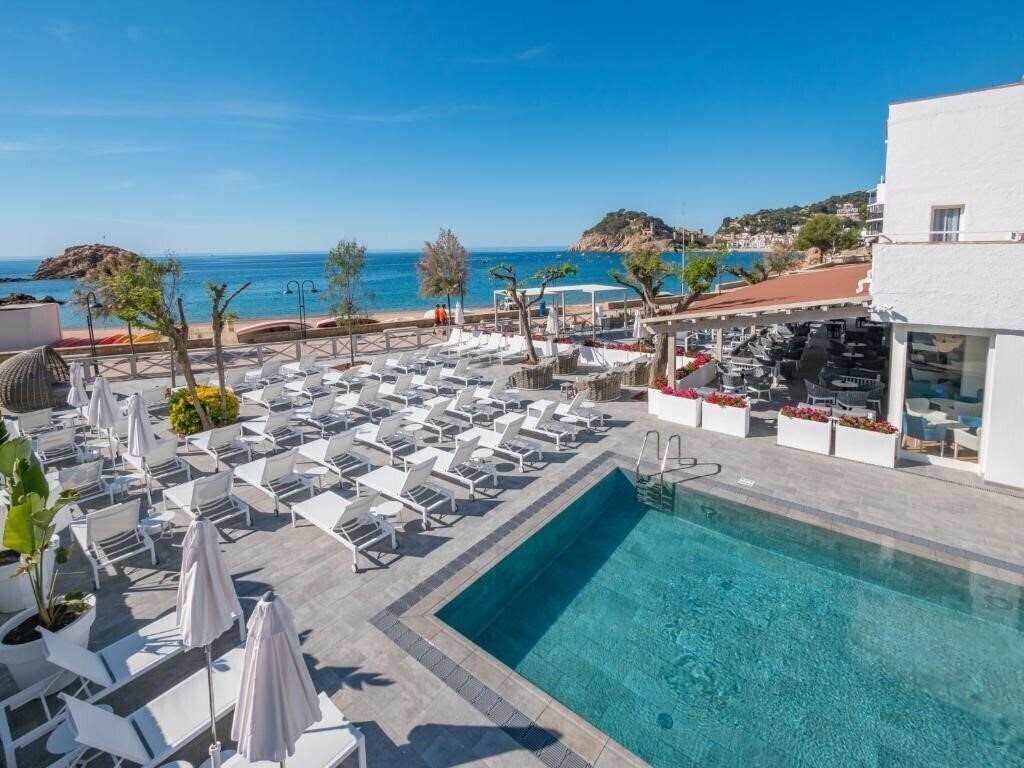 Отель Golden Mar Menuda 4*