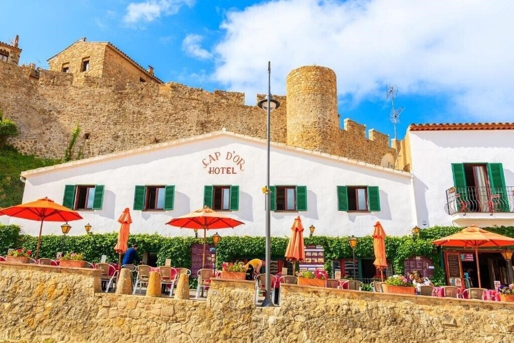 Готель Hotel Cap D'Or 2*
