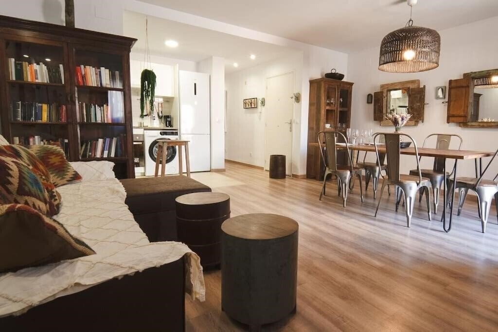 Картинка Seahomes Vacations - Centric Apt 100m Beach & PKG 4*