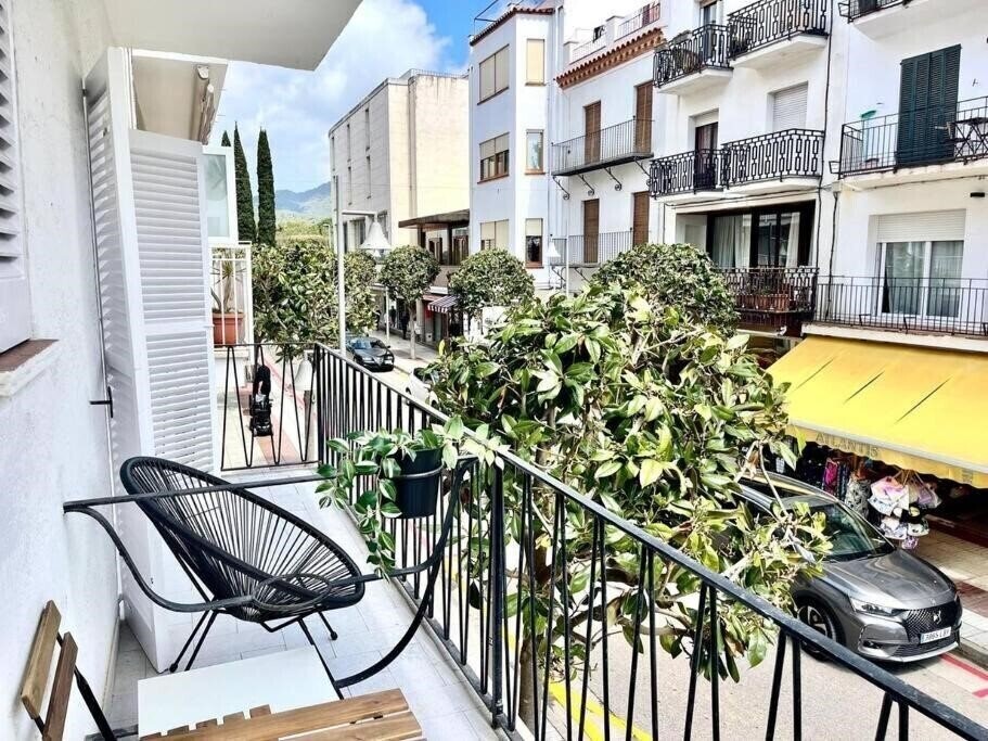 Картинка Seahomes Vacations - Heart of Tossa de Mar 4*