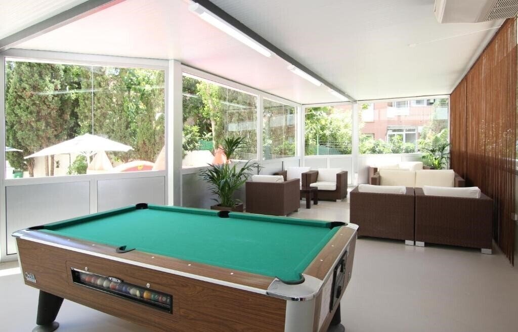 Картинка Esmeraldas 2*