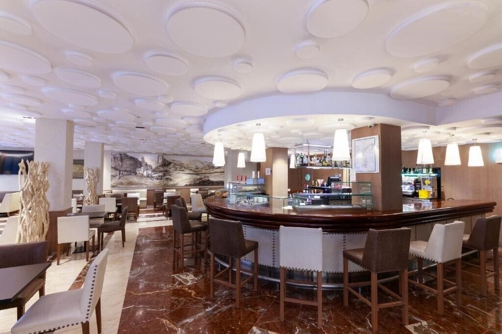 Зображення 4 Estrellas Superior (ex. Hotel Pedro I de Aragon) 3*