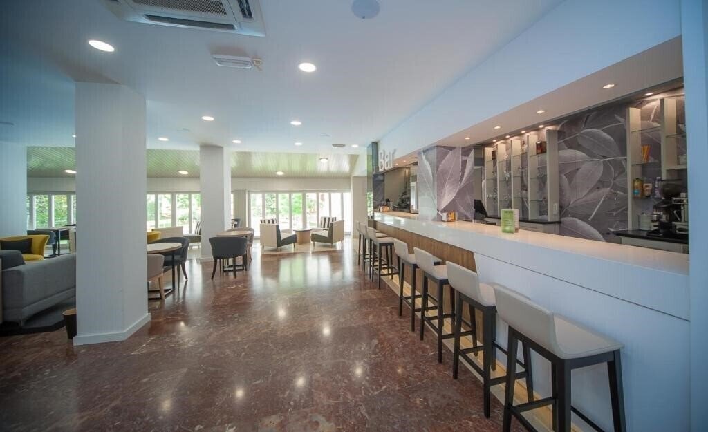 Зображення Gran Hotel De Jaca 3*