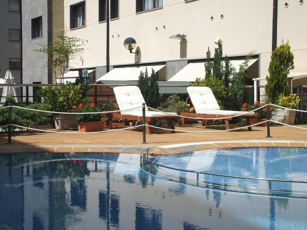 Готель Hotel & SPA Real Jaca 4*