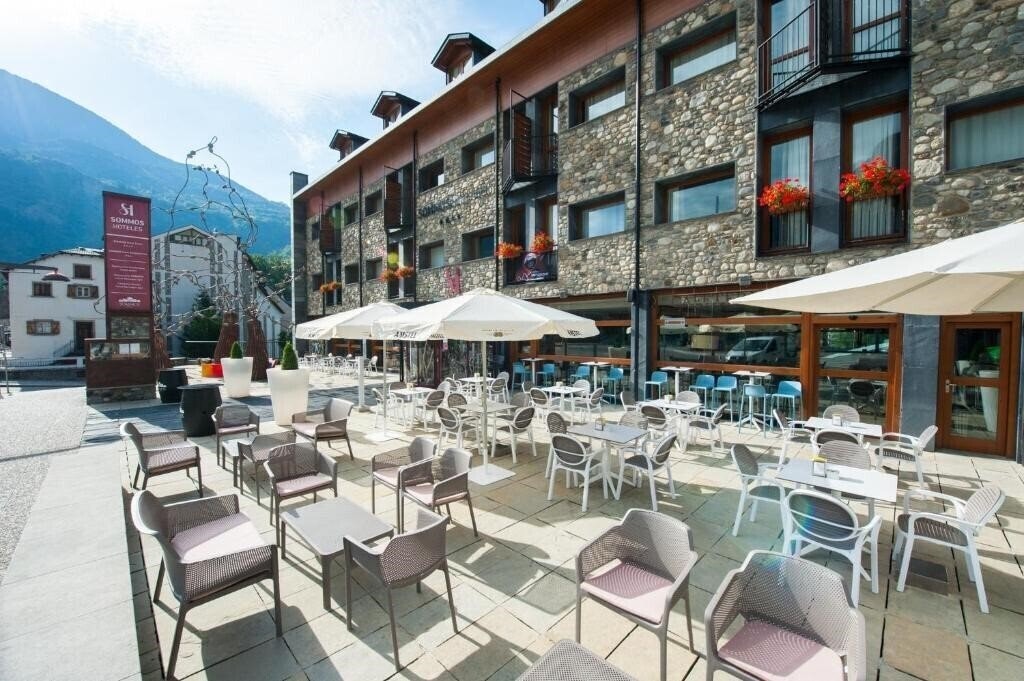 Фотографія Sommos Hotel Aneto 4*