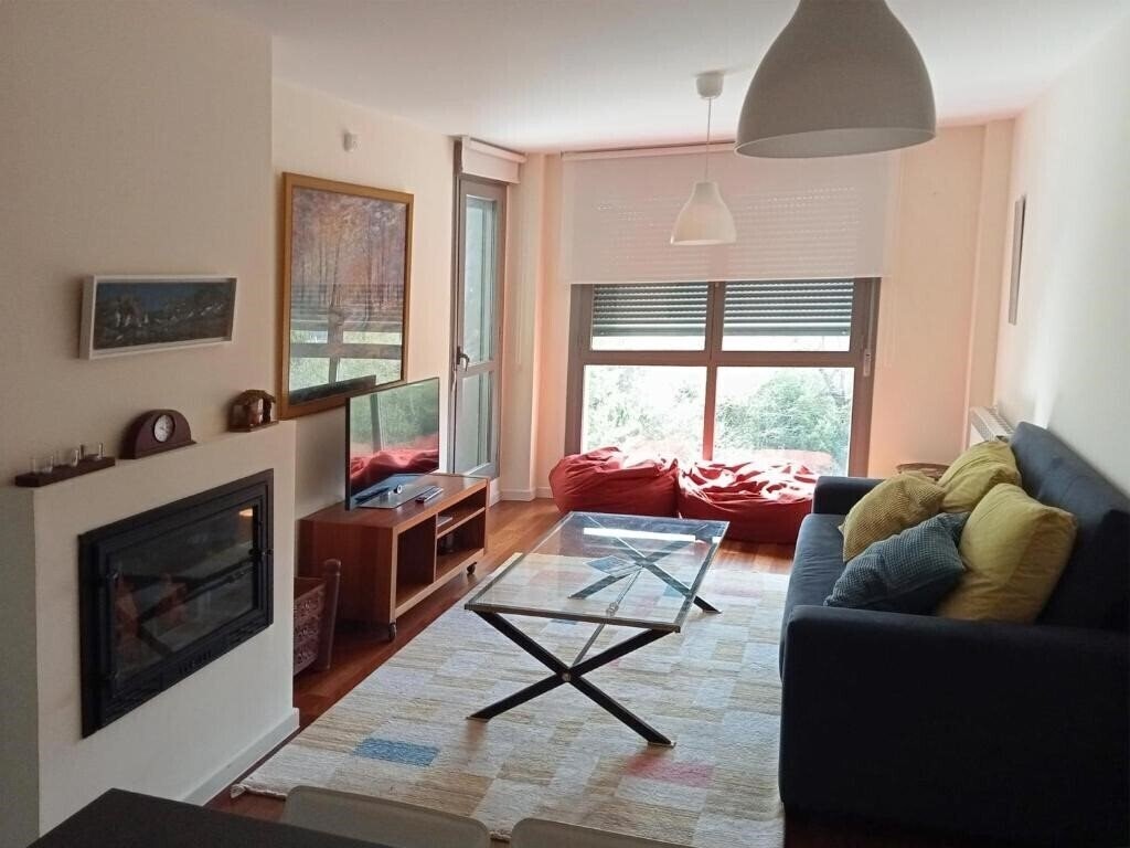 Готель Apartamentos Las Margas Sabinanigo 3000 3*