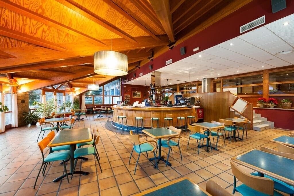 Картинка Sommos Hotel Benasque SPA 3*