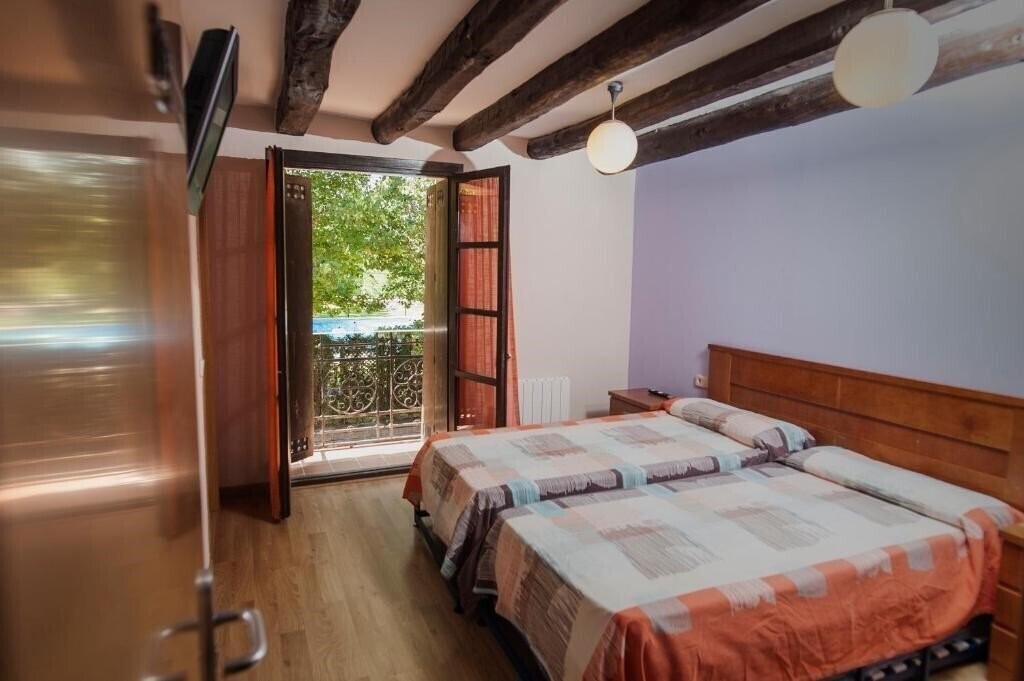 Фото Liguerre Enoturismo Camping & Bungalows 2*
