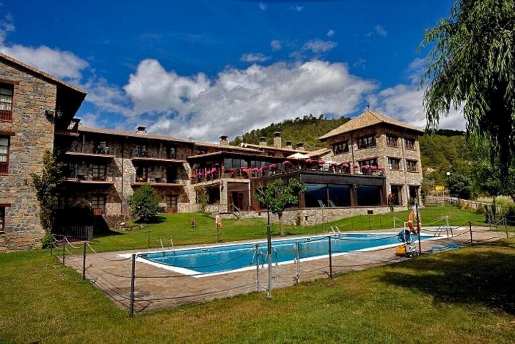 Отель Hotel & SPA Pena Montanesa 3*