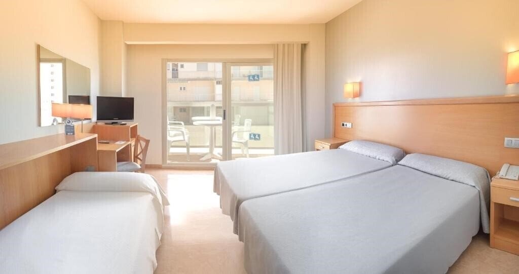 Фото RH Gijon 3*