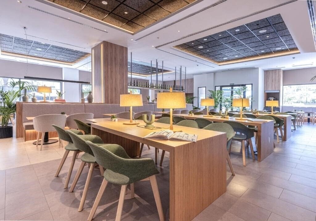 Зображення Innside by Melia Valencia Oceanic 4*