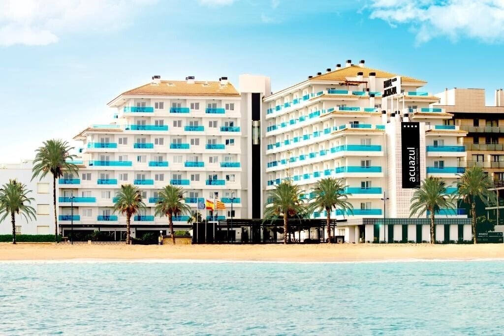 Отель Acuazul Aparthotel 4*