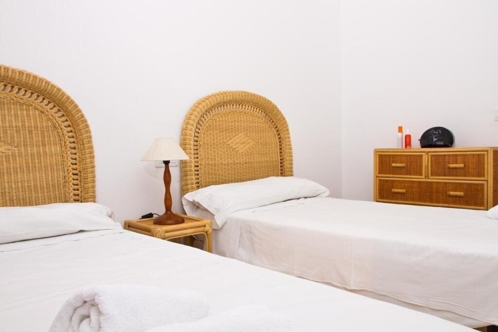 Фото Sea You Apartamentos Valencia Port Saplaya (ex. Apartamentos Port Soplaya) 3*