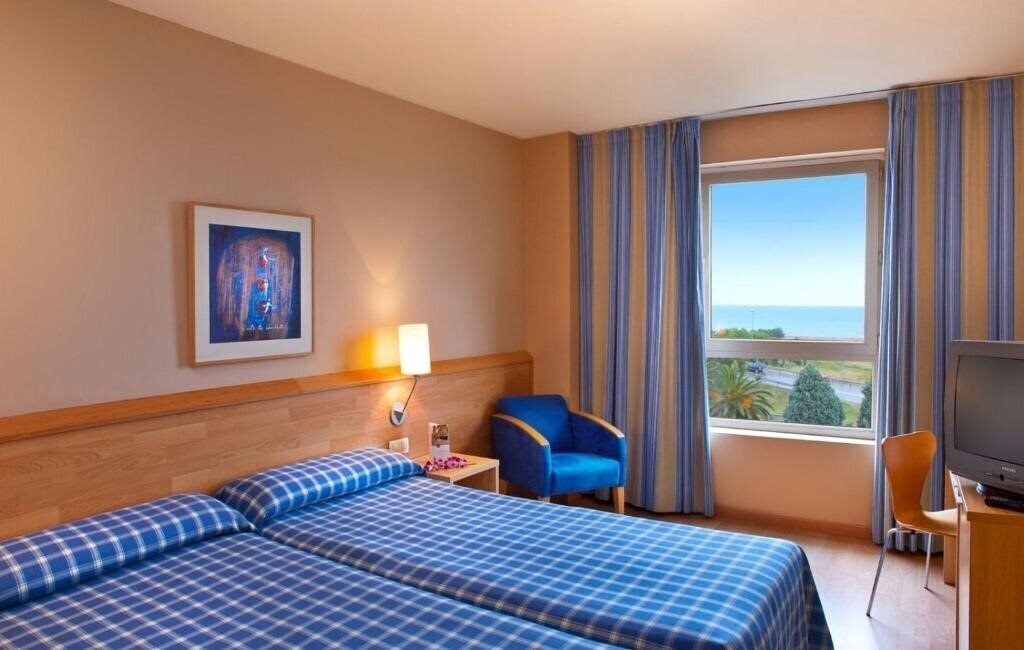 Готель Flag Hotel Valencia Florazar 3*
