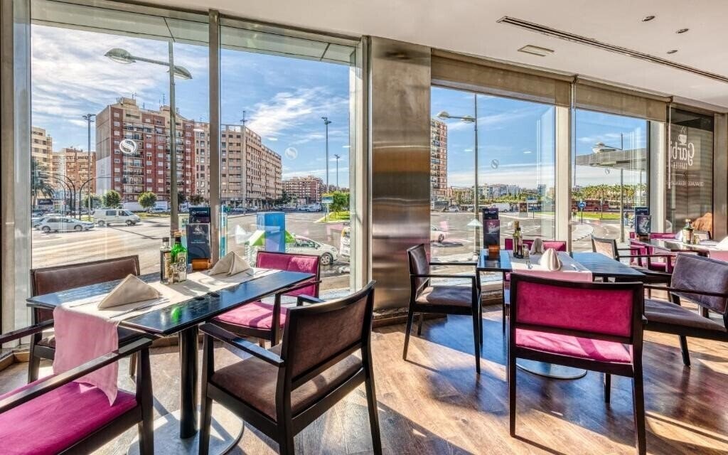 Фотография Senator Parque Central 4*