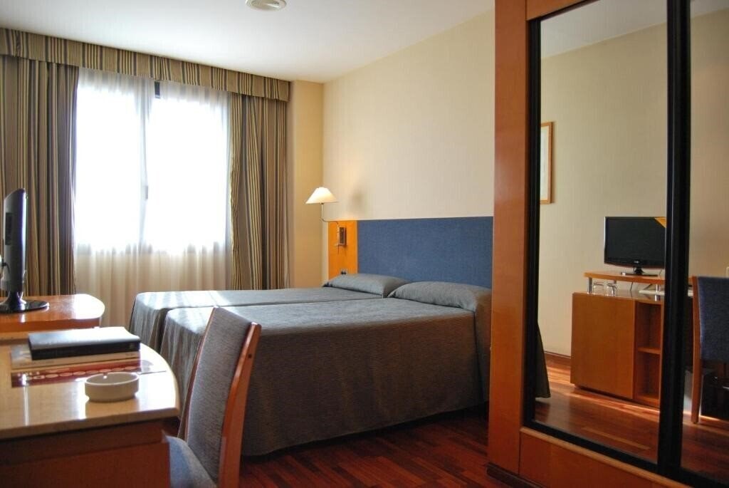 Готель Villacarlos 3*