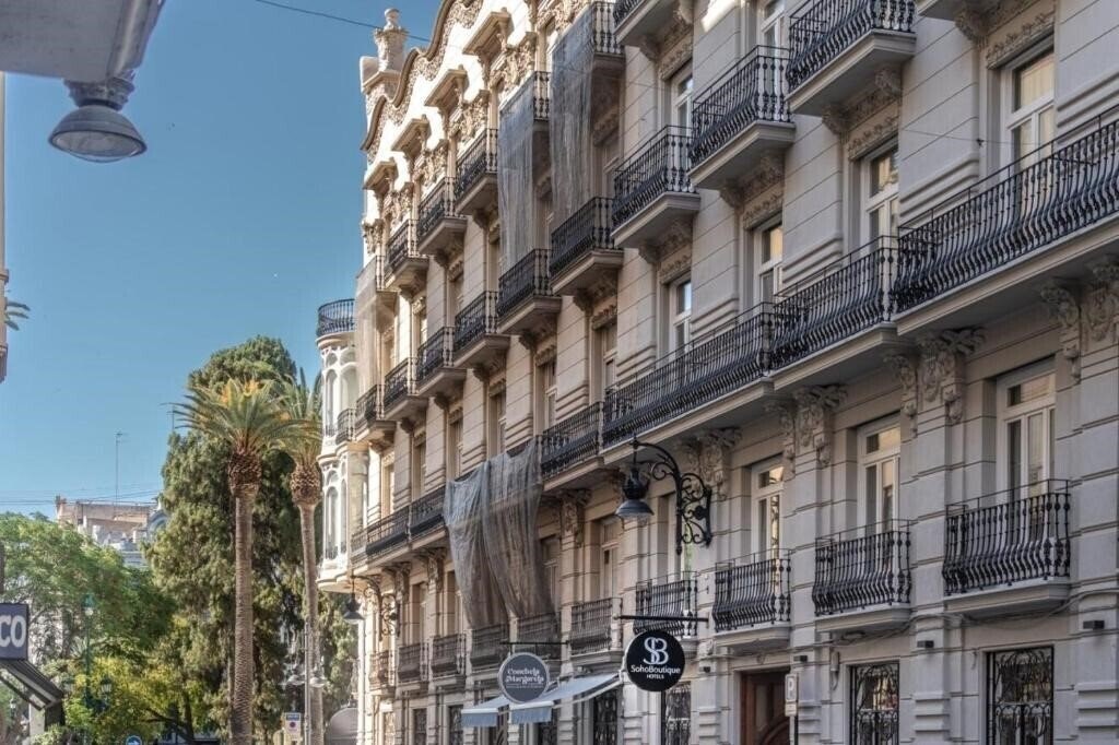 Отель Soho Boutique Turia 4*