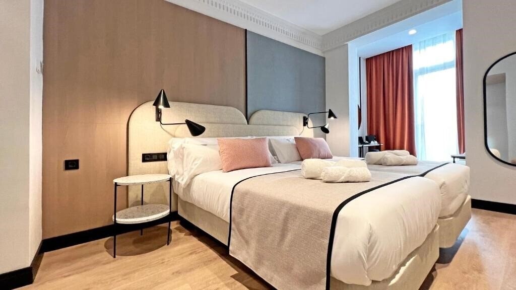 Картинка Soho Boutique Turia 4*