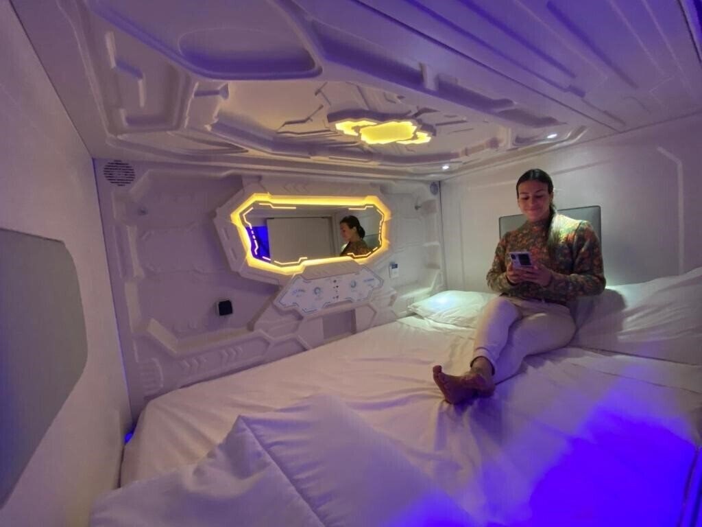 Зображення Capsule Inn Valencia хостел