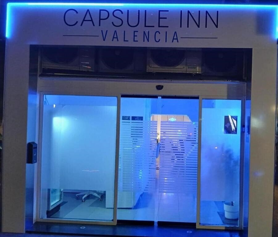Картинка Capsule Inn Valencia хостел