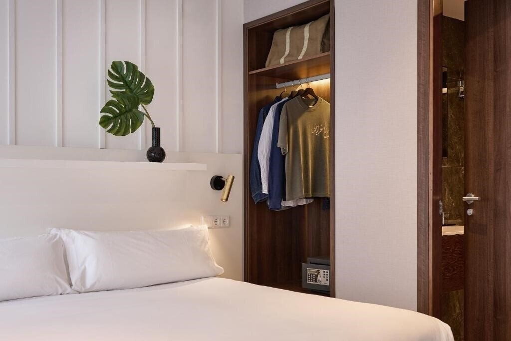 Зображення Ramirez Flats & Bar 3*