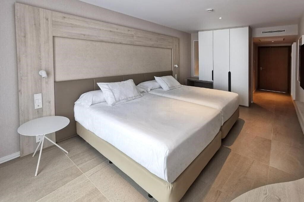 Картинка Hotel & SPA Castillo de Peniscola 4*