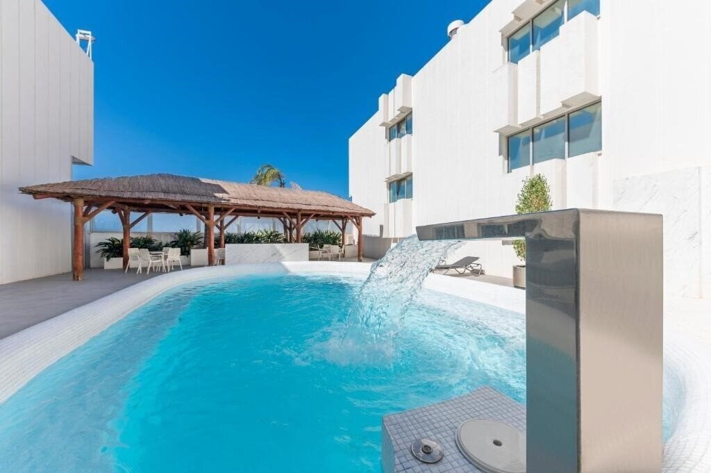 Готель Port Azafata Valencia (ex. Tryp Valencia Azafata Hotel) 4*