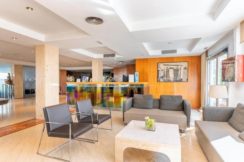 Фотографія Port Azafata Valencia (ex. Tryp Valencia Azafata Hotel) 4*